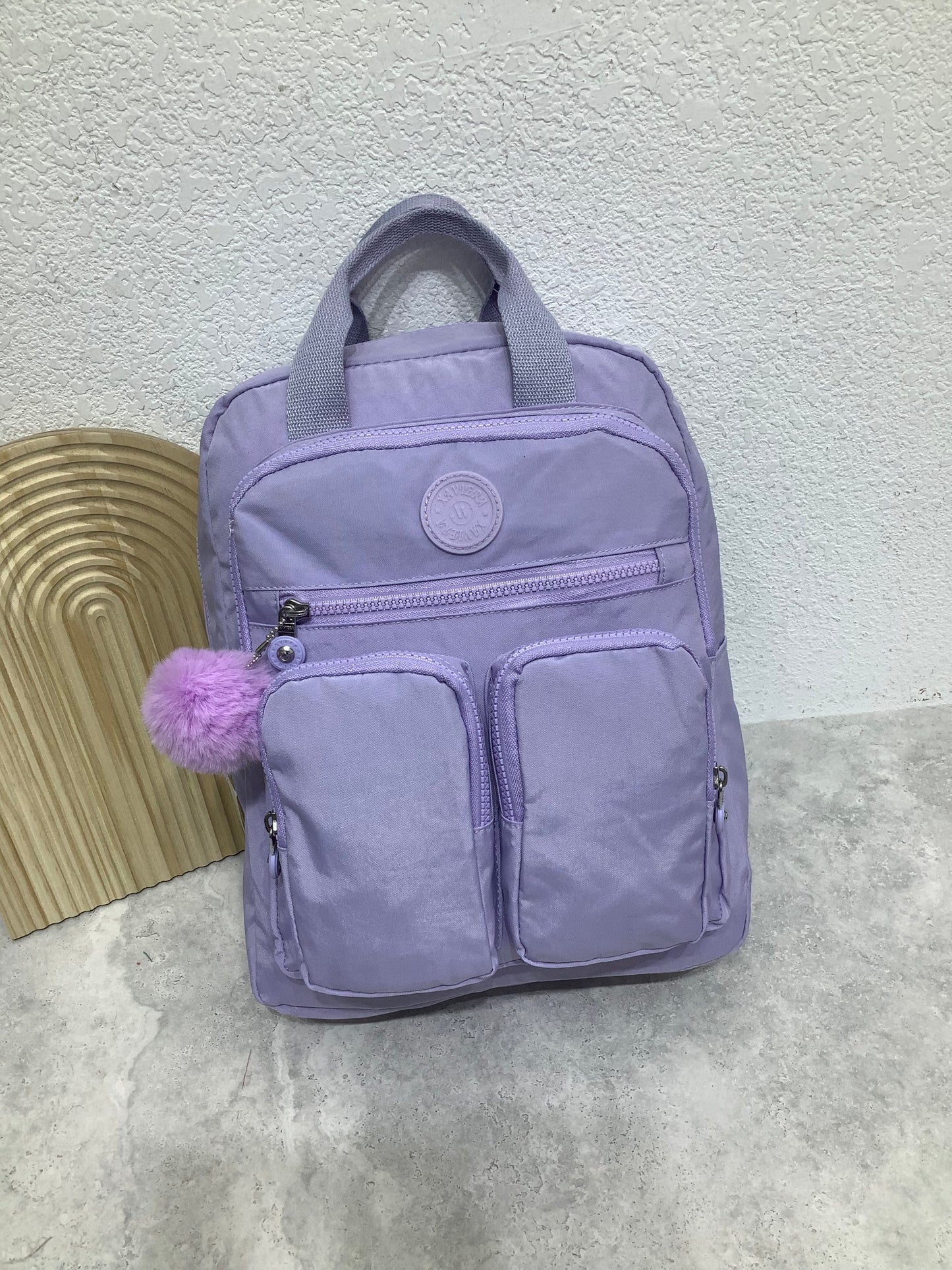 Mochila feminina Casual Nylon impermeável Múltiplos Bolsos – Leve e Versátil XV-2411