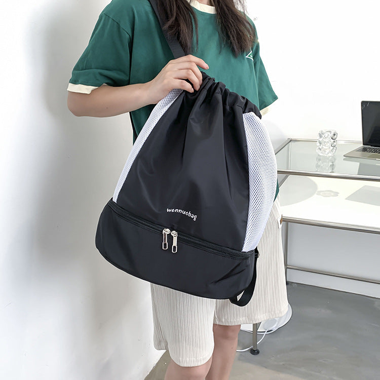Xaviera Bolsa mochila esportiva fitness academia leve nylon impermeavel a prova da agua XV-258
