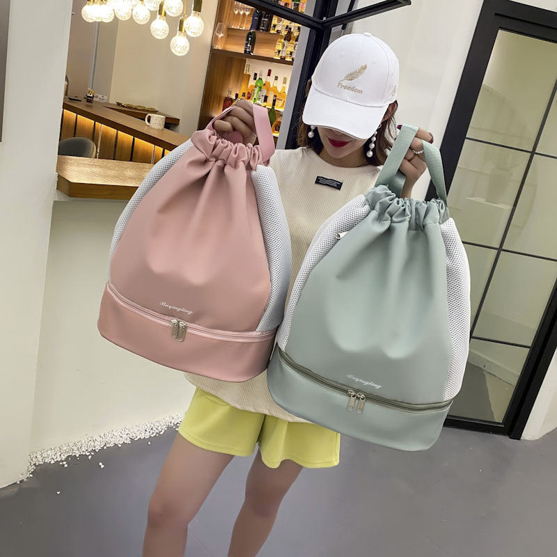 Xaviera Bolsa mochila esportiva fitness academia leve nylon impermeavel a prova da agua XV-258