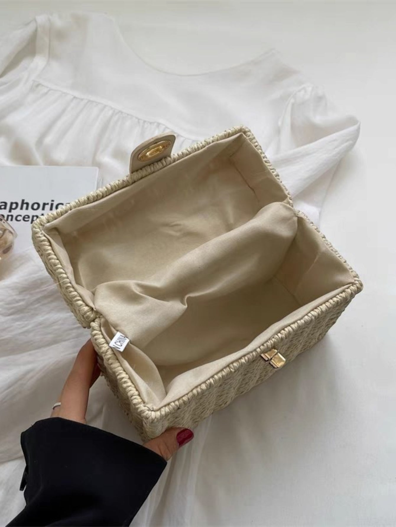 Bolsa feminina de palha Blogueira box com Alça de mao e transversal corrente ombro Design XV-005