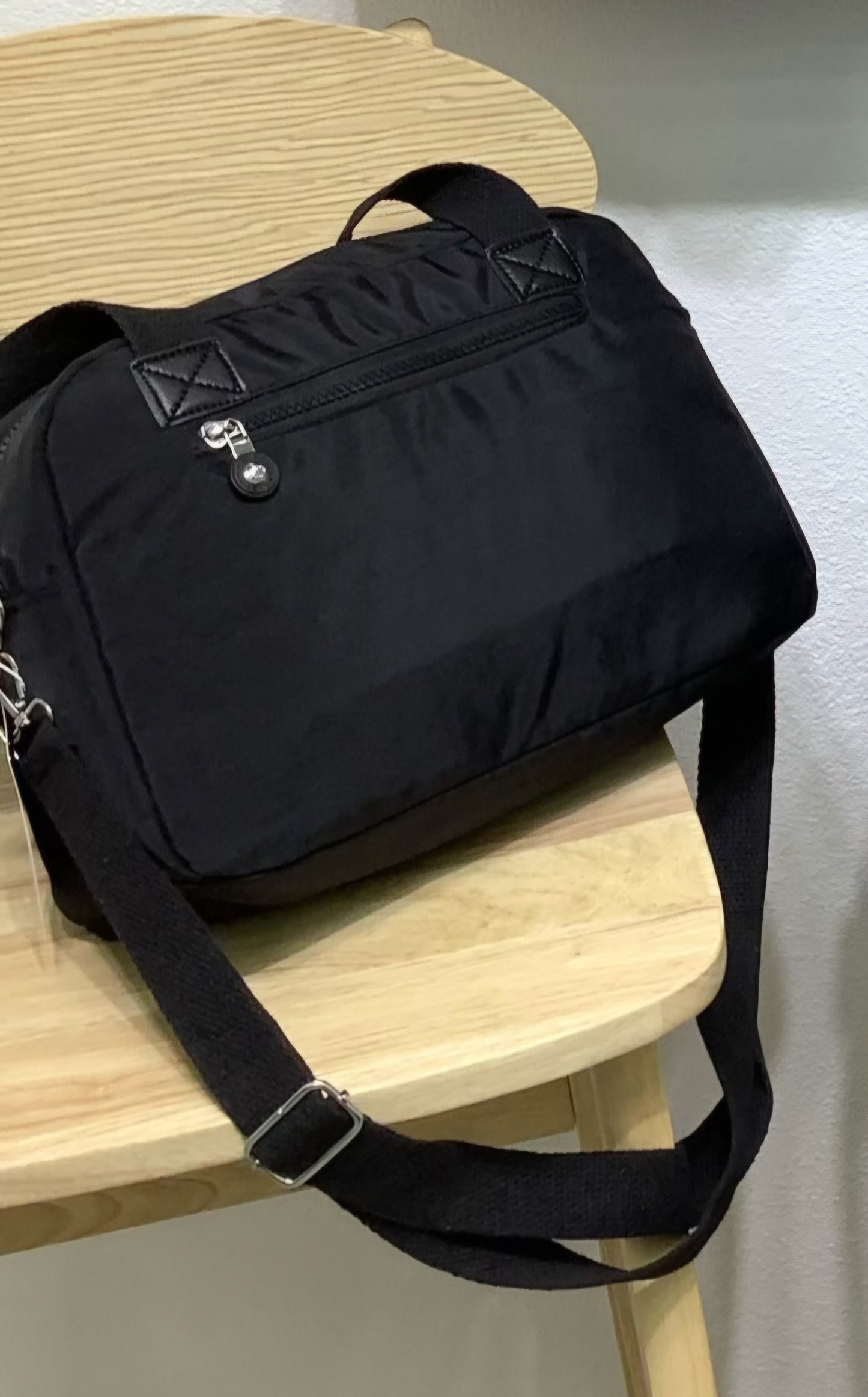 Xaviera Bolsa feminina nylon impermeavel De mao e alca transversal tiracolo XV-2408